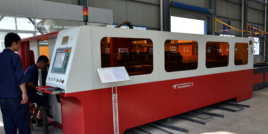 <a href=http://m.fpadna.com/product/6/ target=_blank class=infotextkey>玉米加工設備</a>