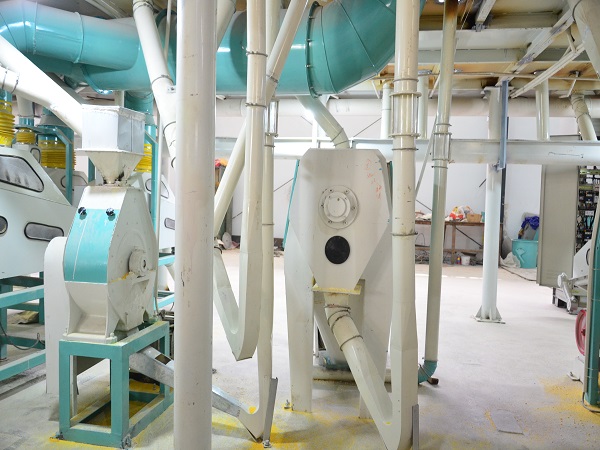 全自動<a href=http://m.fpadna.com/product/6/ target=_blank class=infotextkey>玉米加工設備</a>