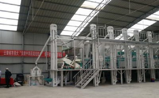 <a href=http://m.fpadna.com/product/6/ target=_blank class=infotextkey>玉米加工設備</a>